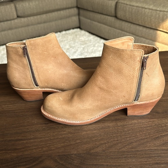 THE GRANADA, ADELANTE SHOE Co. handcrafted leather boot. - Picture 8 of 8